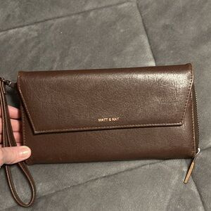 Matt & Nat Chocolate Brown Wristlet